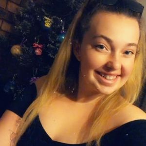 Meet your Posher, Maddie